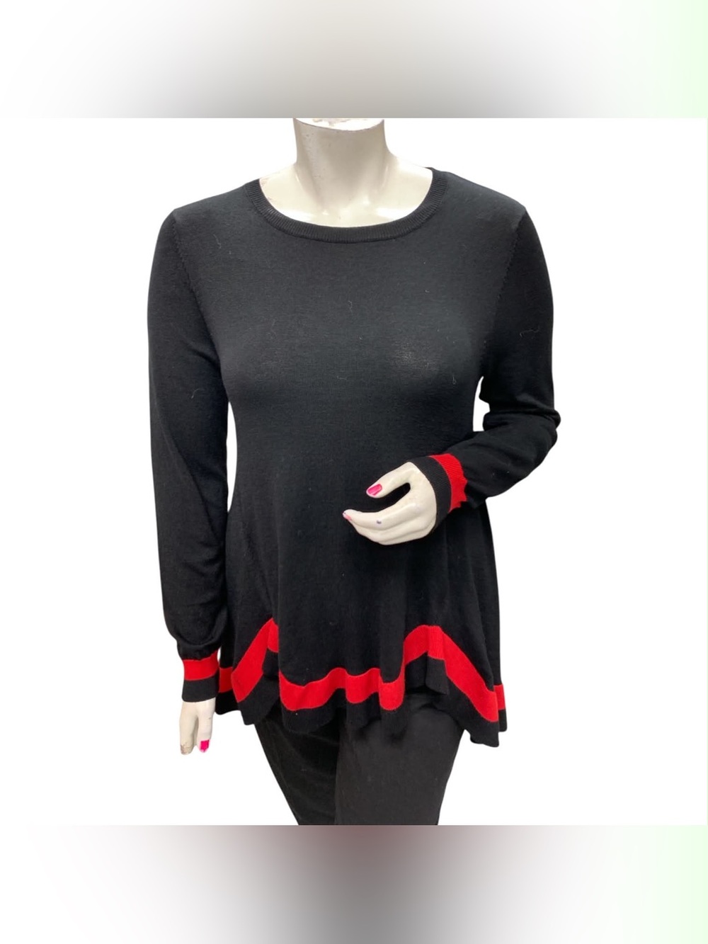 Cupio Black Long-Sleeve Tunic with Red Accent Trim Size L